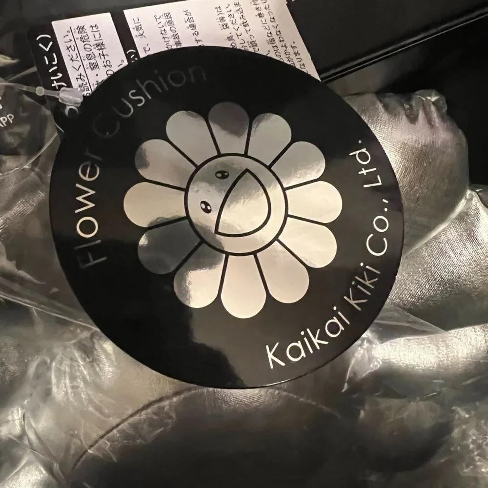 Takashi Murakami Flower Silver Cushion Pillow Plush 30cm kaikai kiki